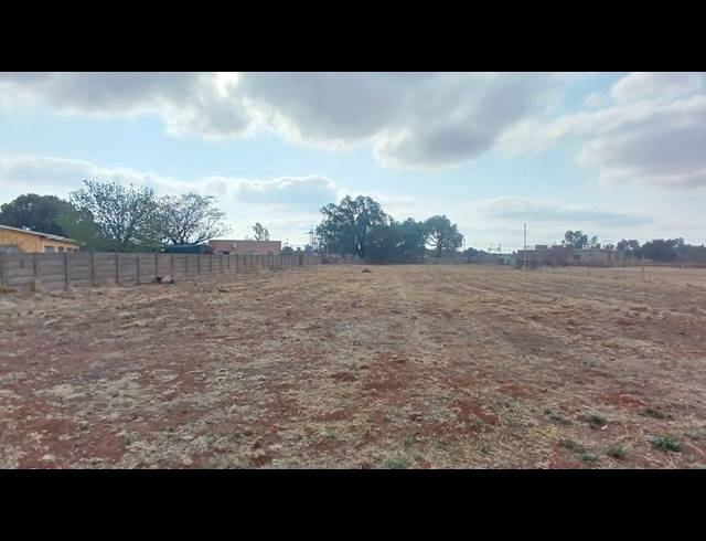 2,286M² VACANT LAND FOR SALE IN KOOKRUS